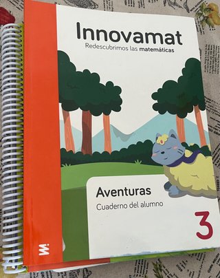Vendo libros 3 primaria del colegio La Vall