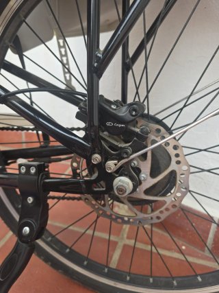 Bicicleta Eléctrica Biwbik con Silla Infantil.
