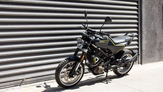 HUSQVARNA SVARTPILEN 401
