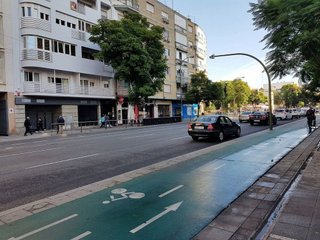 Garaje en venta en La Buhaira en Sevilla
