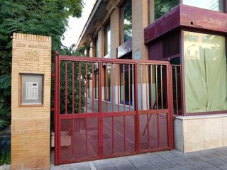 Garaje en venta en La Buhaira en Sevilla
