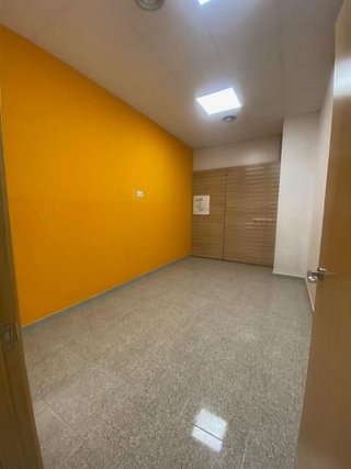 Local comercial en alquiler en Instituts - Universitat en Lleida