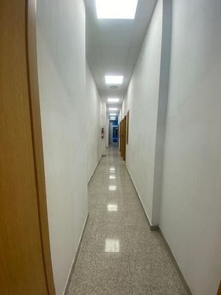 Local comercial en alquiler en Instituts - Universitat en Lleida