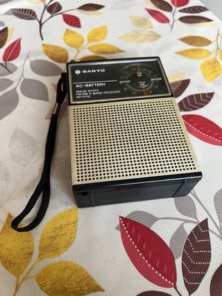Radio Sanyo AC-BATTERY FM/AM RP 5115 (Funcional)