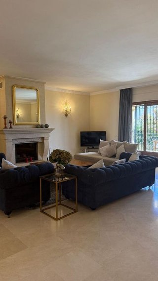 Chalet en alquiler en Costabella en Marbella