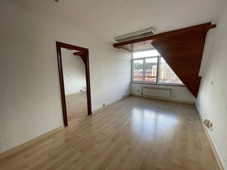 Oficina en alquiler en Plaza España - Villa Pilar - Reyes Católicos - Vadillos en Burgos