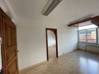 Oficina en alquiler en Plaza España - Villa Pilar - Reyes Católicos - Vadillos en Burgos