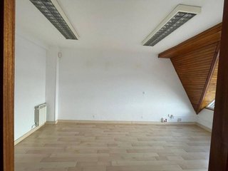Oficina en alquiler en Plaza España - Villa Pilar - Reyes Católicos - Vadillos en Burgos