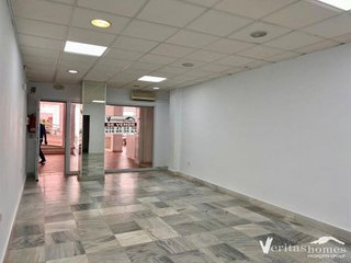 Local comercial en venta en Urb. El Palmeral en Mojácar