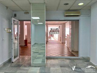 Local comercial en venta en Urb. El Palmeral en Mojácar