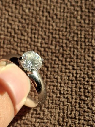 Anillo de plata solitario