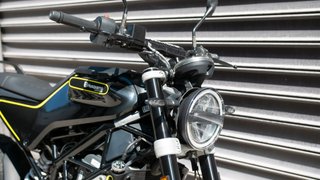 HUSQVARNA SVARTPILEN 401 2020