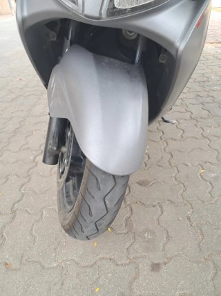 Suzuki Burgman 400 ABS Gris