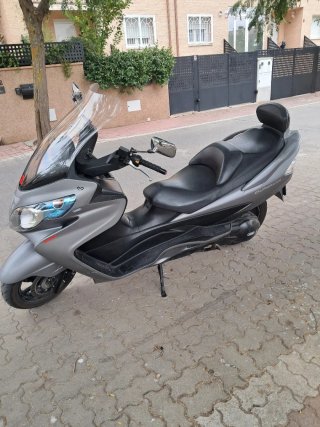 Suzuki Burgman 400 ABS Gris