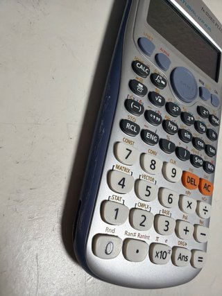 Calculadora Casio fx-570ES PLUS