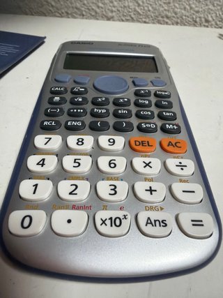 Calculadora Casio fx-570ES PLUS