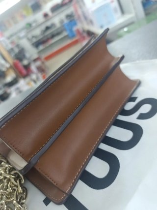 Bolso Tous Beige y Dorado