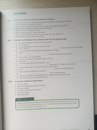 English idioms in use advanced : 60 units of vo...