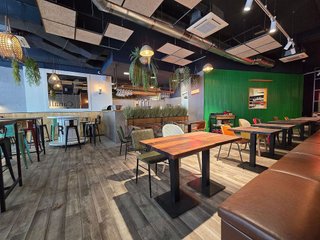 Local comercial en alquiler en Marquès de la Fontsanta - Pere Garau en Palma de Mallorca