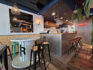Local comercial en alquiler en Marquès de la Fontsanta - Pere Garau en Palma de Mallorca