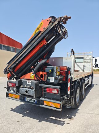 CAMIÓN DAF CF 410