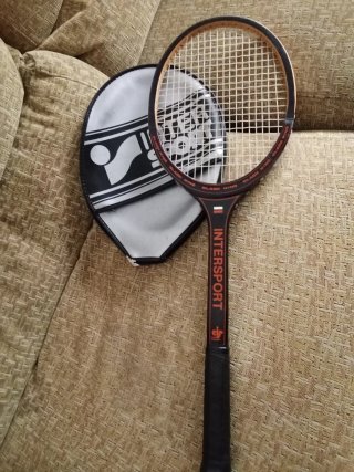 ANTIGUA RAQUETA TENIS MADERA