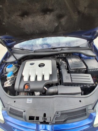 Volkswagen Golf 2004