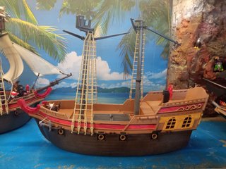 BARCO  PIRATA 5135 PLAYMOBIL