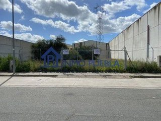 Solar en venta en Puebla del Río (La)