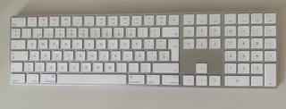 Apple iMac 21.5 Plata