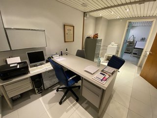 Oficina en alquiler en Eixample Nord – La Devesa en Girona