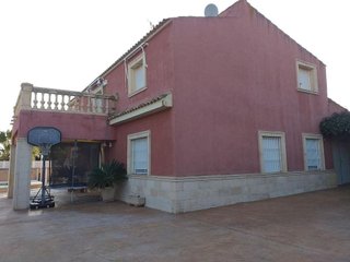 Chalet en venta en Yecla