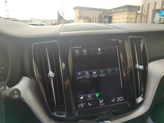 VOLVO XC60 2.0 B4 D AWD 197CV R-DESING !!!!!!!!!!!