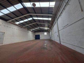 Nave industrial en alquiler en Camas