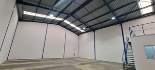 Nave industrial en alquiler en Camas