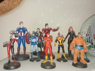 Figuras Marvel y dc de plomo
