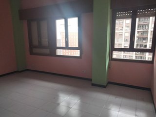 Local comercial en venta en Azeta - Abatxolo en Portugalete