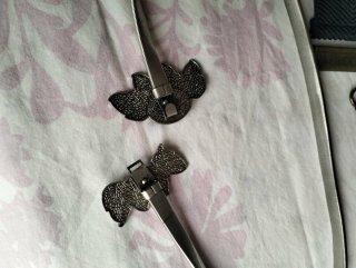3 cinture da donna: nero in pelle, nero elastico, pl