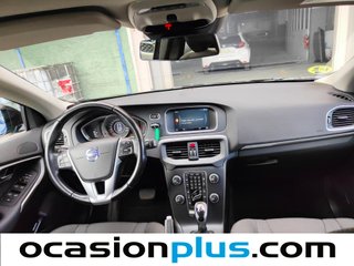 Volvo V40 Cross Country D3 Momentum Auto 110 kW (150 CV)