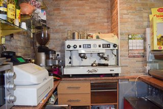 Local comercial en venta en Zona Llombai en Burriana