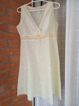 Conjunto lencería camisón y bata amarillo