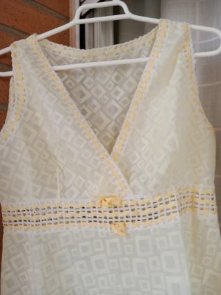 Conjunto lencería camisón y bata amarillo