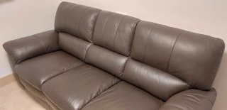 Sofá de piel gris 3 plazas