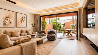 Casa adosada en alquiler en Lomas de Marbella Club en Marbella