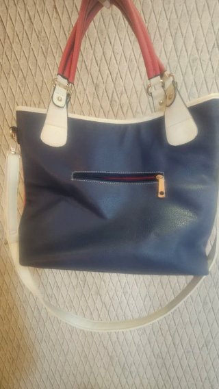 Bolso Tommy Hilfiger Negro y Rojo