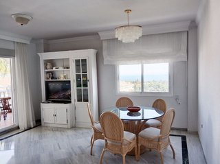 Piso en alquiler en La Carolina-Guadalpín en Marbella