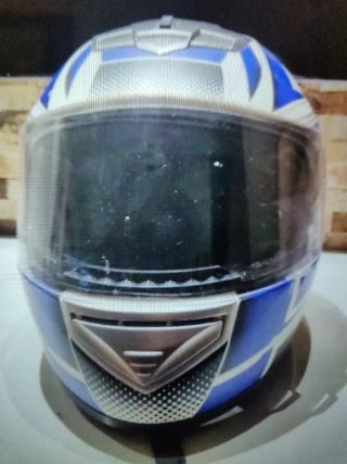 Casco de moto LS2 azul y blanco