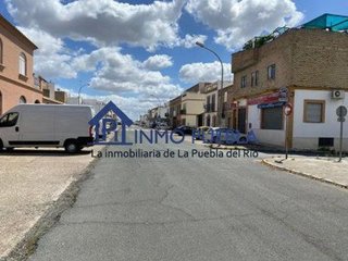 Solar en venta en Puebla del Río (La)