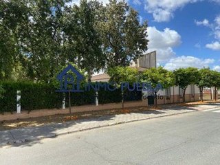 Solar en venta en Puebla del Río (La)