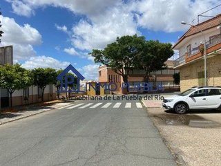 Solar en venta en Puebla del Río (La)